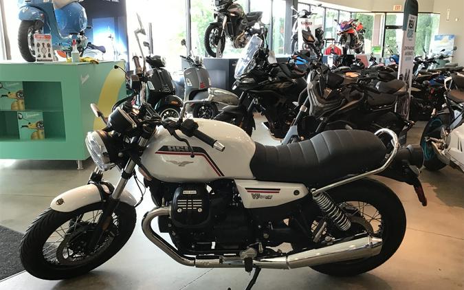 2026 Moto Guzzi V7 Special