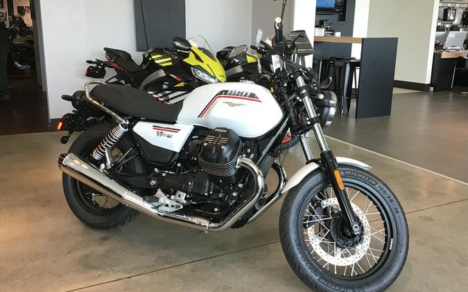 2026 Moto Guzzi V7 Special