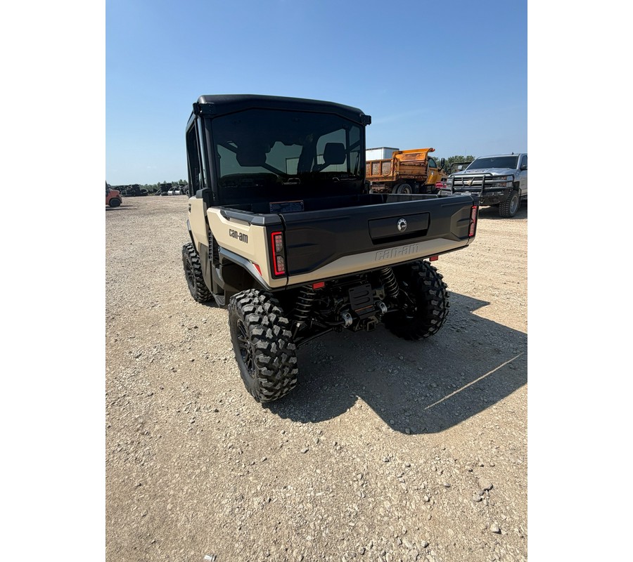 2026 Can-Am Defender Limited HD11