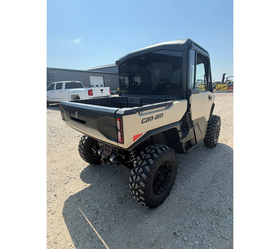 2026 Can-Am Defender Limited HD11
