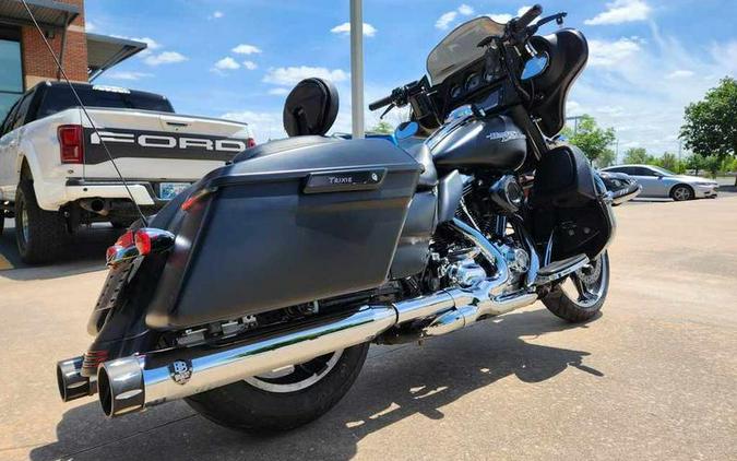 2016 Harley-Davidson® FLHX - Street Glide®