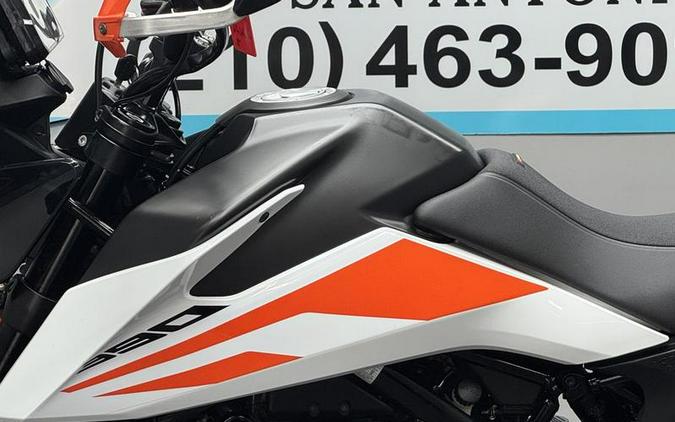 2020 KTM 390 Adventure