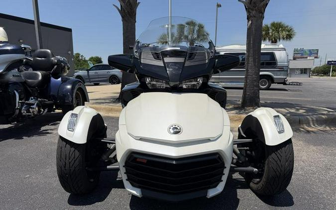 2022 Can-Am® SPYDER F3-T