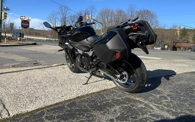 2024 Suzuki GSX-S1000GT Plus