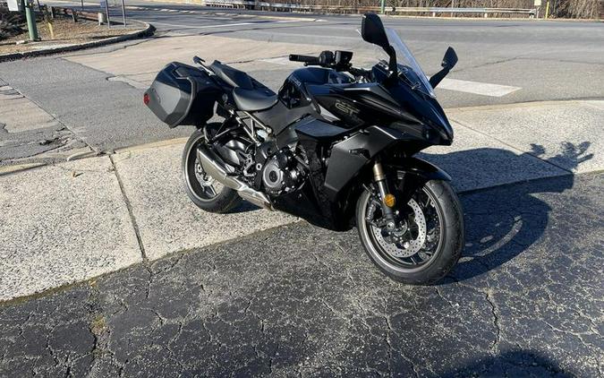 2024 Suzuki GSX-S1000GT Plus