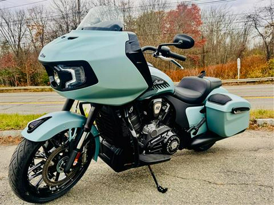 2025 Indian Motorcycle Challenger® Dark Horse® with PowerBand Audio Package