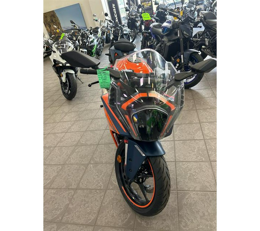 2023 KTM RC 390
