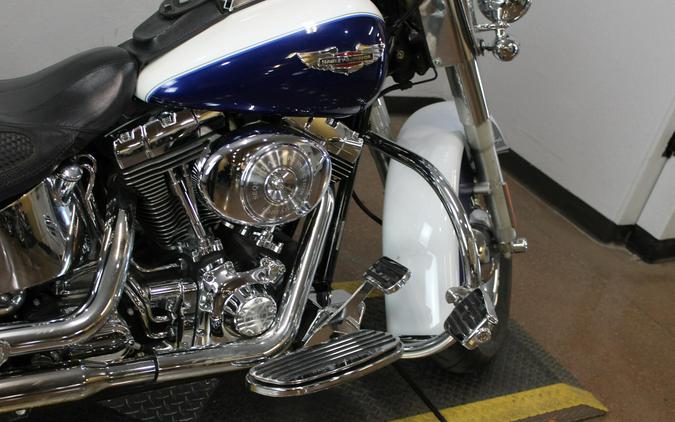 2006 Harley-Davidson® Softail® Deluxe G WHT/COBALT W/PINSTRIPE
