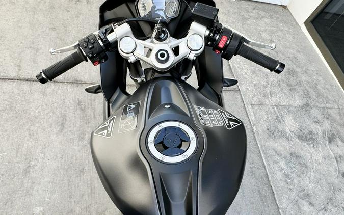 2025 Triumph Daytona 660 Satin Granite/Satin Black