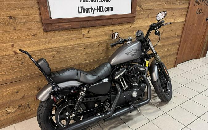 2016 Harley-Davidson® Iron 883™ Charcoal Denim XL883N