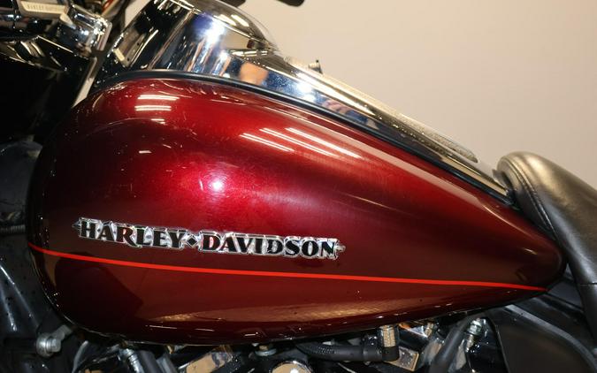 2017 Harley-Davidson Ultra Limited FLHTK