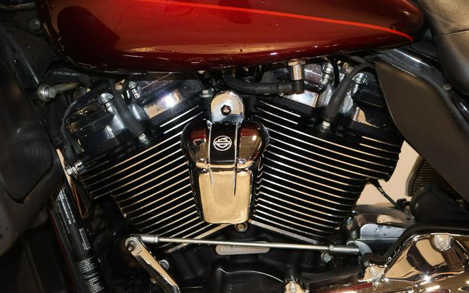 2017 Harley-Davidson Ultra Limited FLHTK