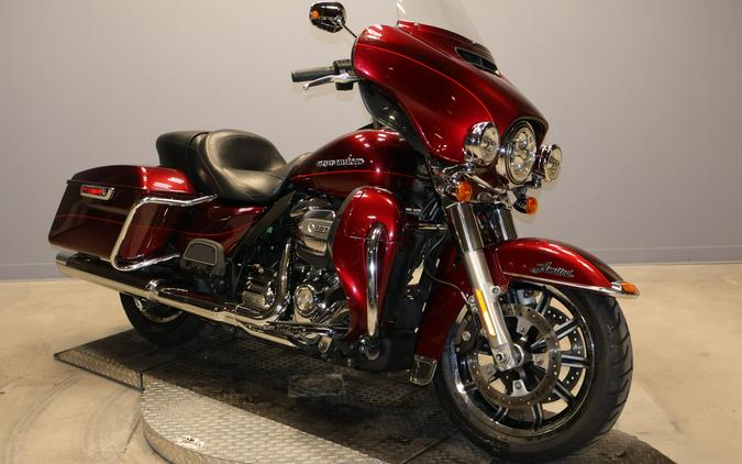2017 Harley-Davidson Ultra Limited FLHTK