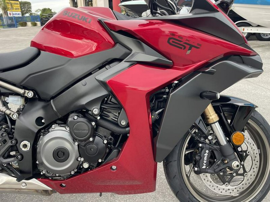 2024 Suzuki GSX-S1000GT Plus