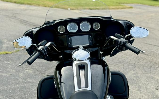 2016 Harley-Davidson Ultra Limited Low Black