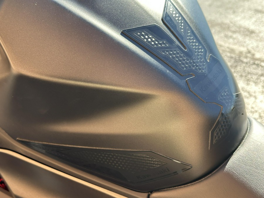 2024 Kawasaki Z500 SE ABS