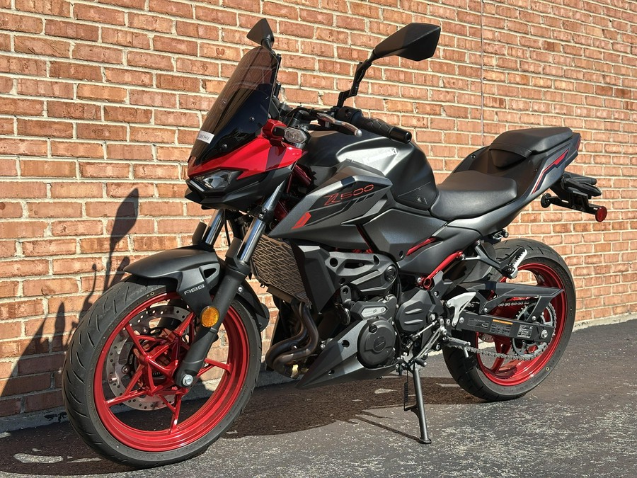 2024 Kawasaki Z500 SE ABS
