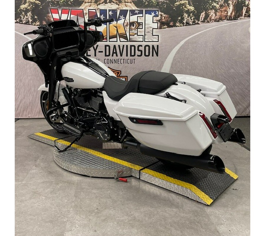 2024 FLHX Street Glide®