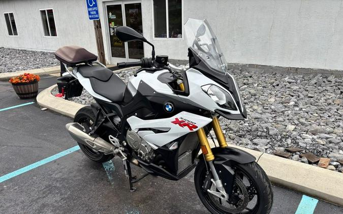 2016 BMW S 1000 XR Premium Light White