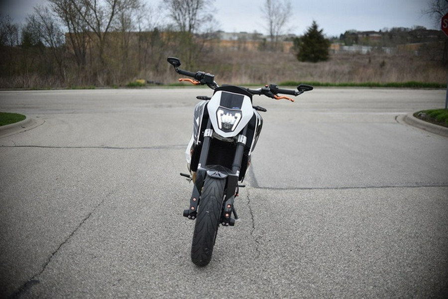 2017 KTM 690 Duke 690