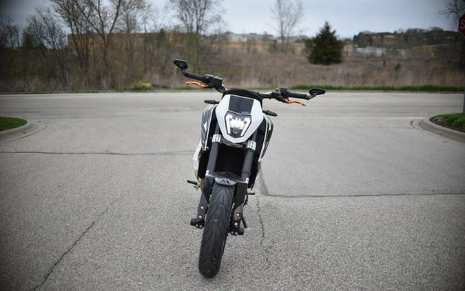 2017 KTM 690 Duke 690