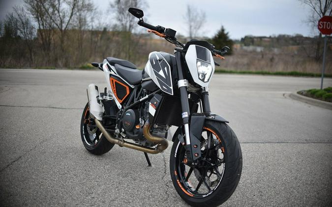 2017 KTM 690 Duke 690
