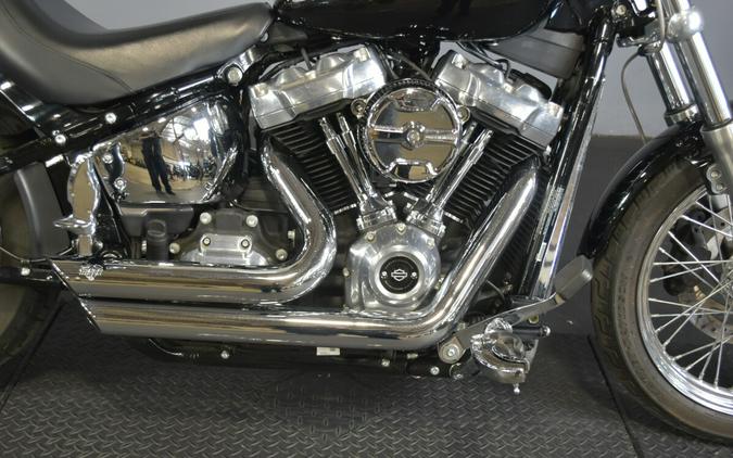 2020 FXST Vivid Black