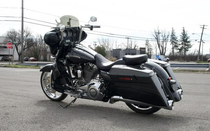 2012 Harley-Davidson® FLHXSE3 CVO Street Glide