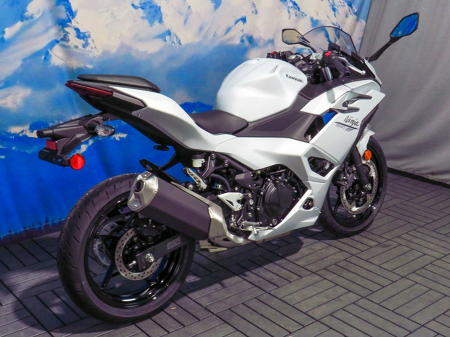 2025 Kawasaki Ninja 500