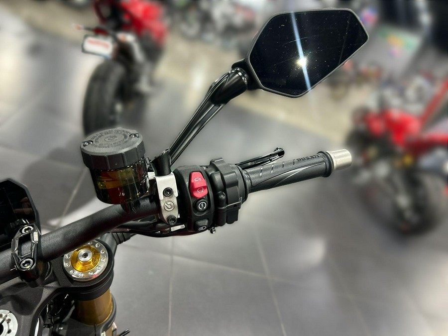 2026 Ducati PANIGALE V2 S 896