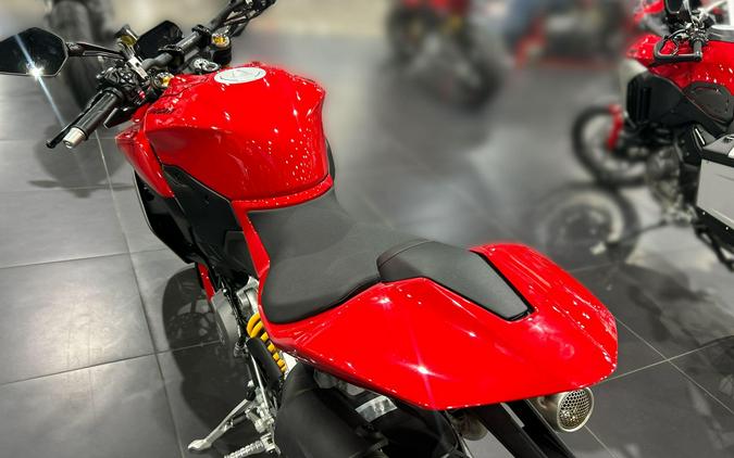 2026 Ducati PANIGALE V2 S 896