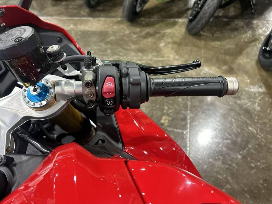 2026 Ducati PANIGALE V2 S 896