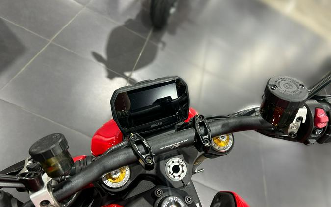 2026 Ducati PANIGALE V2 S 896