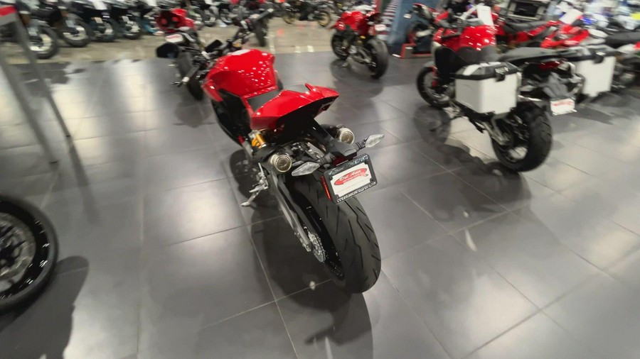 2026 Ducati PANIGALE V2 S 896