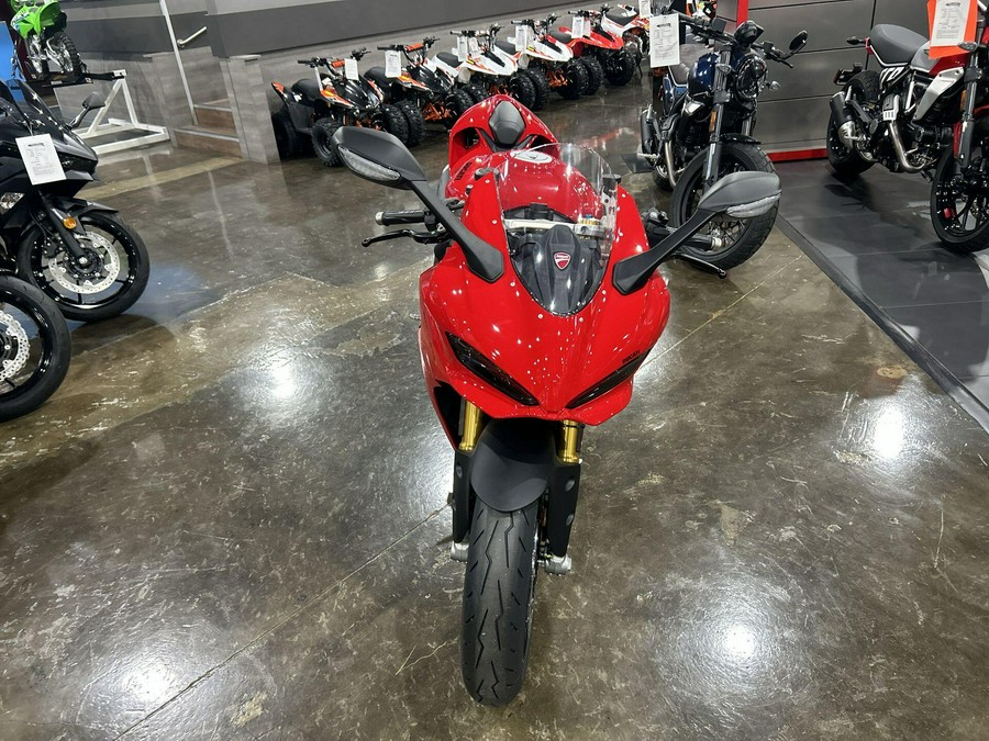 2026 Ducati PANIGALE V2 S 896