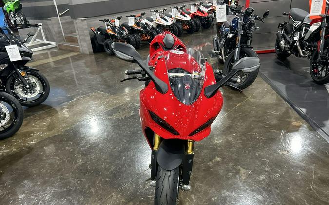 2026 Ducati PANIGALE V2 S 896