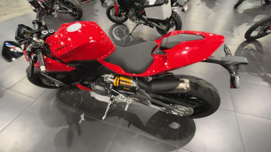2026 Ducati PANIGALE V2 S 896