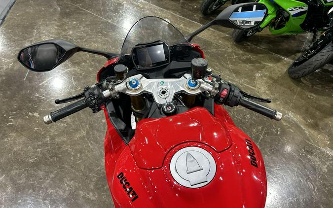 2026 Ducati PANIGALE V2 S 896