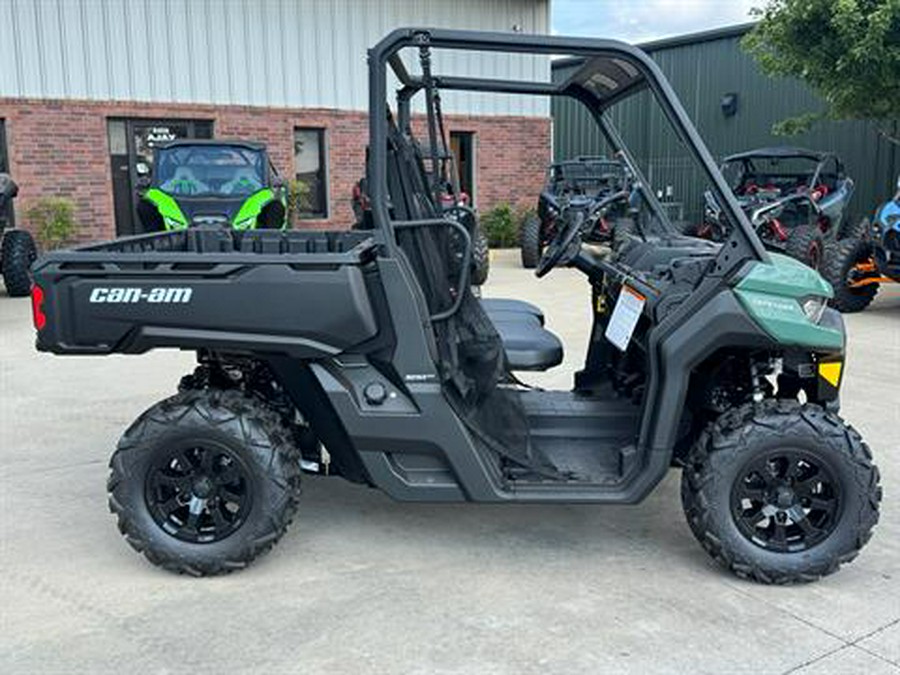 2026 Can-Am Defender DPS HD7