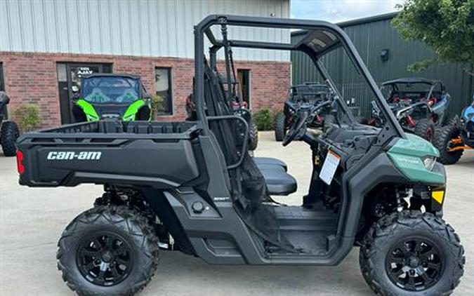 2026 Can-Am Defender DPS HD7