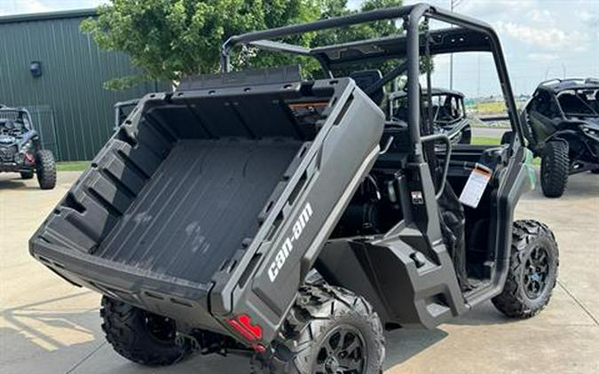 2026 Can-Am Defender DPS HD7