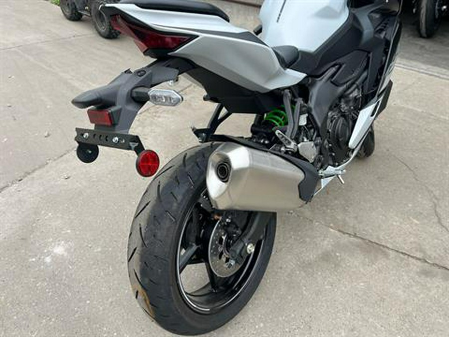 2025 Kawasaki Ninja ZX-4RR ABS