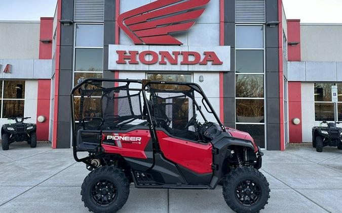 2025 Honda Pioneer 1000-5 Deluxe