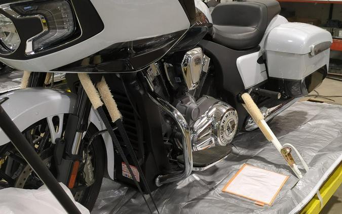 2024 Indian Motorcycle Challenger Limited