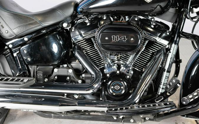 2018 Harley-Davidson 115th Anniversary Heritage Classic 114 FLHCS-ANN