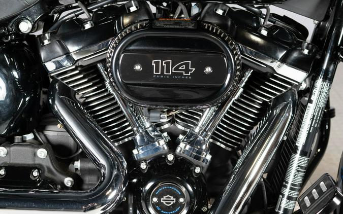 2018 Harley-Davidson 115th Anniversary Heritage Classic 114 FLHCS-ANN