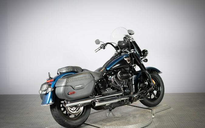 2018 Harley-Davidson 115th Anniversary Heritage Classic 114 FLHCS-ANN