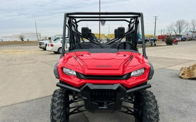 2023 Honda Pioneer 1000-6 Deluxe Crew