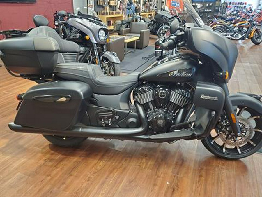 2023 Indian Motorcycle Roadmaster® Dark Horse®