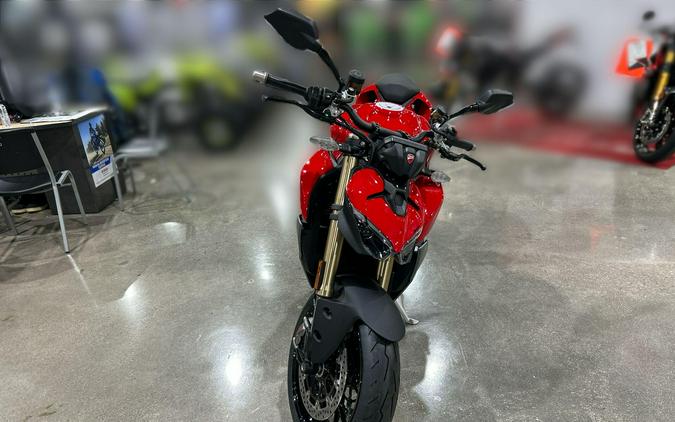 2026 Ducati STREETFIGHTER V2 896